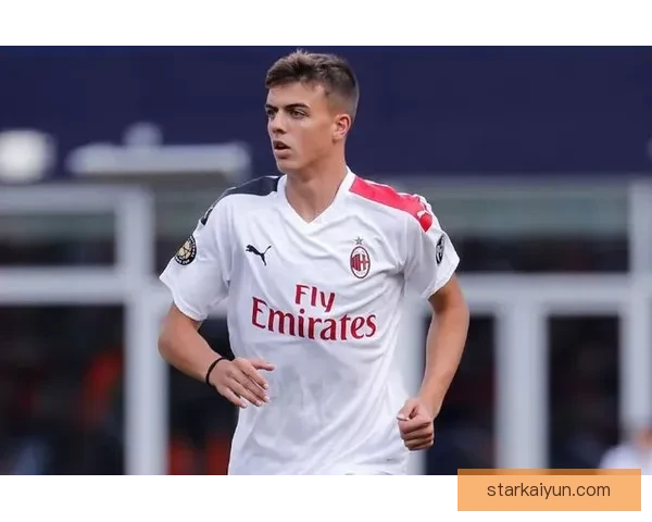 马尔蒂尼在比赛中节奏控制能力持续提升，展现出卓越的战术意识。